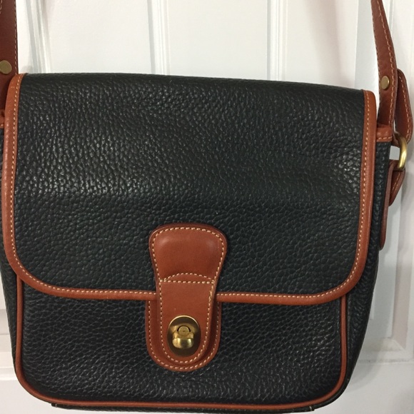 COACH Hunter Green Pebbled Leather Shoulder Bag - Picture 3 of 8